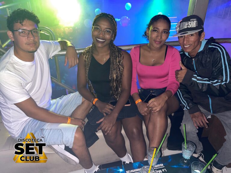 Celebra tu Cumpleaños a lo GRANDE en Set Club tu Discoteca en la Zona Rosa de Guayaquil Porque un año más se festeja con estilo, música, luces y la mejor farra de Guayaquil Descubre Set Club, la mejor Discoteca de Guayaquil. Disfruta de las Mejores Farras y un Ambiente Nocturno Inigualable en la Zona Rosa. ¡No te lo pierdas! Discotecas en Guayaquil Discoteca Set Club Guayaquil. La Mejor Discoteca de Guayaquil, Zona Rosa Turística Vive la experiencia única de Set Club en Guayaquil, Las mejores farras y un ambiente nocturno espectacular te esperan en la Zona Rosa. Únete a la fiesta. Este sábado y todos los viernes y sábados, la rumba sube de nivel en SET CLUB Prepárate para una noche llena de Flow, Reggaeton, Electrónica, Merengue, salsa, sabor y mucha fiesta No te pierdas Set Club en Guayaquil! La mejor discoteca del centro, con farras inolvidables y un ambiente nocturno que te hará bailar toda la noche. Y si estás de cumpleaños... ¡la celebración es toda tuya! Descubre la experiencia nocturna definitiva en tu Discoteca Set Club, en el corazón de la vida nocturna en Guayaquil. Las Mejores Farras