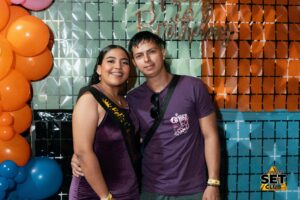 Celebra tu Cumpleaños a lo GRANDE en Set Club tu Discoteca en la Zona Rosa de Guayaquil Porque un año más se festeja con estilo, música, luces y la mejor farra de Guayaquil Descubre Set Club, la mejor Discoteca de Guayaquil. Disfruta de las Mejores Farras y un Ambiente Nocturno Inigualable en la Zona Rosa. ¡No te lo pierdas! Discotecas en Guayaquil Discoteca Set Club Guayaquil. La Mejor Discoteca de Guayaquil, Zona Rosa Turística Vive la experiencia única de Set Club en Guayaquil, Las mejores farras y un ambiente nocturno espectacular te esperan en la Zona Rosa. Únete a la fiesta. Este sábado y todos los viernes y sábados, la rumba sube de nivel en SET CLUB Prepárate para una noche llena de Flow, Reggaeton, Electrónica, Merengue, salsa, sabor y mucha fiesta No te pierdas Set Club en Guayaquil! La mejor discoteca del centro, con farras inolvidables y un ambiente nocturno que te hará bailar toda la noche. Y si estás de cumpleaños... ¡la celebración es toda tuya! Descubre la experiencia nocturna definitiva en tu Discoteca Set Club, en el corazón de la vida nocturna en Guayaquil. Las Mejores Farras